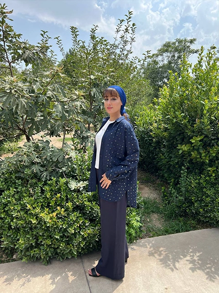 شومیز مزونی لینن پولک دوزی سورمه ای(هندی) کاراشیک