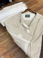 کت شلوار راه راه کرم کاراشیک 4